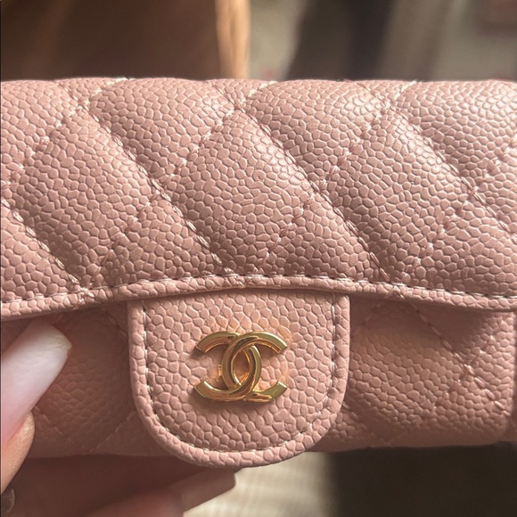 CHANEL LEATHER WALLET - Picture 2 of 10